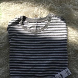 Lord and Taylor long sleeve tee